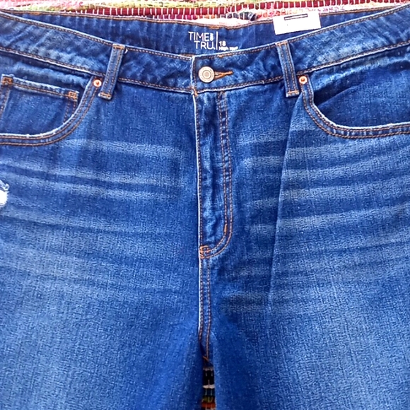 Time and Tru High Rise Distressed Jeans-#1750+ - Picture 3 of 12
